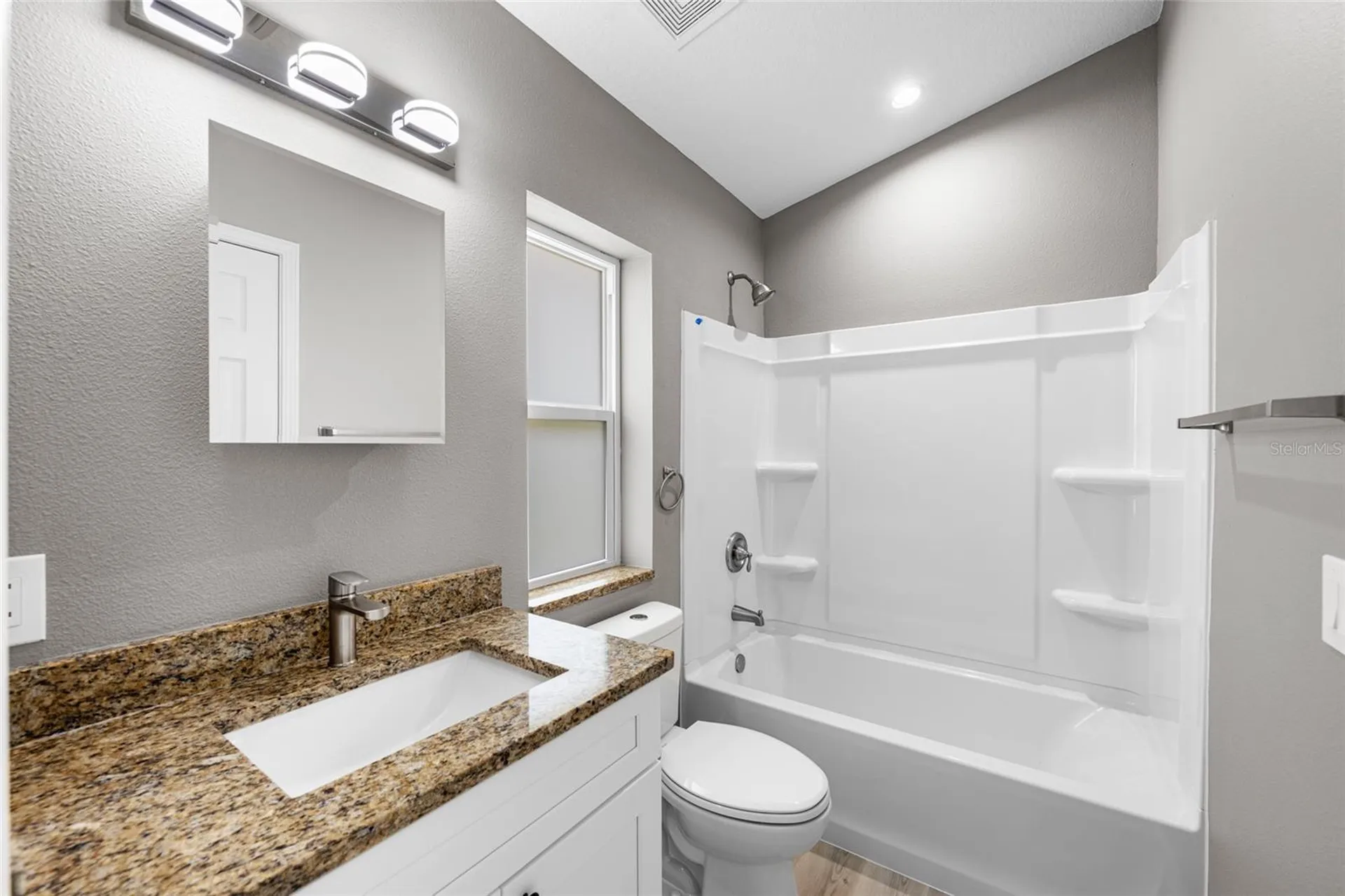 3914 Walnut Avenue Sarasota FL 34234