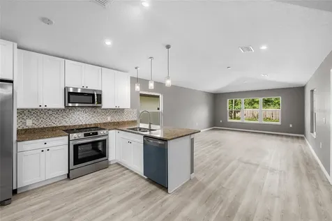 3914 Walnut Avenue Sarasota FL 34234