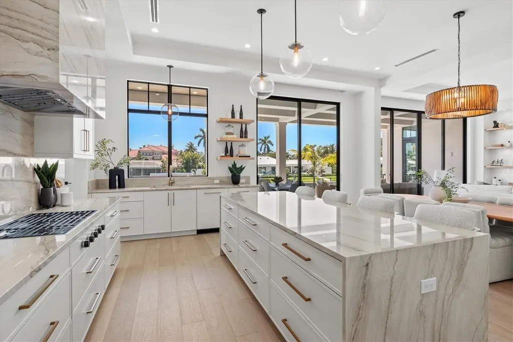 524 Halyard Lane Longboat Key FL 34228