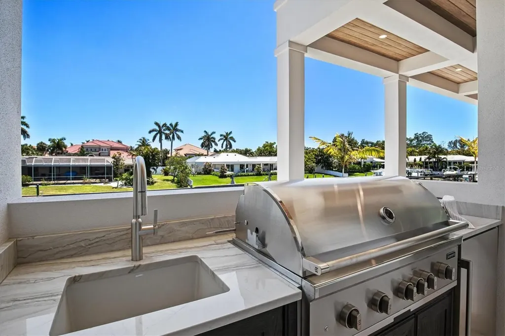 524 Halyard Lane Longboat Key FL 34228
