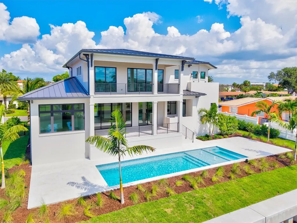 524 Halyard Lane Longboat Key FL 34228
