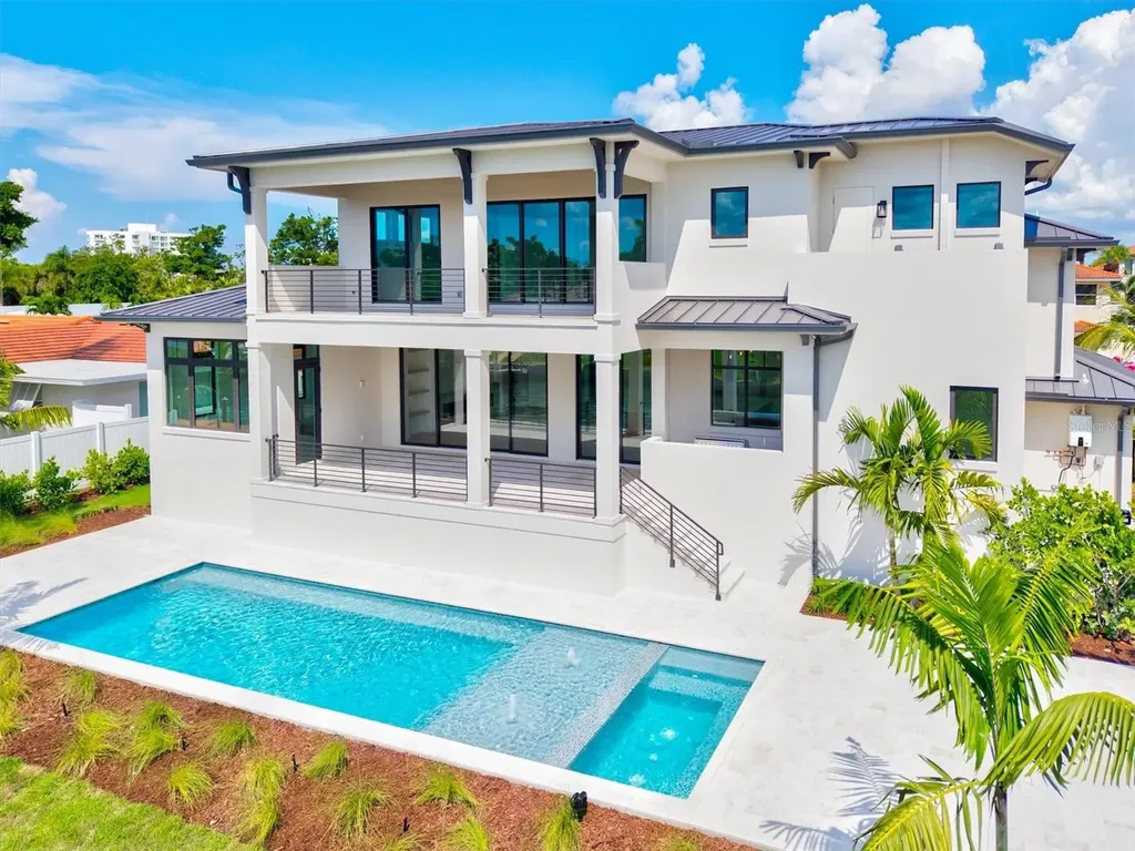524 Halyard Lane Longboat Key FL 34228