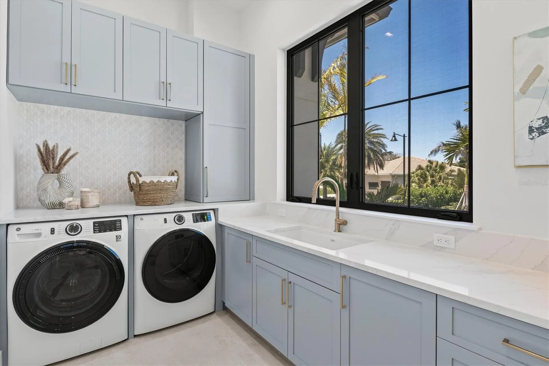 524 Halyard Lane Longboat Key FL 34228