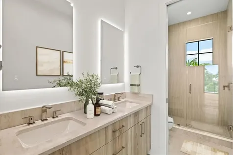524 Halyard Lane Longboat Key FL 34228