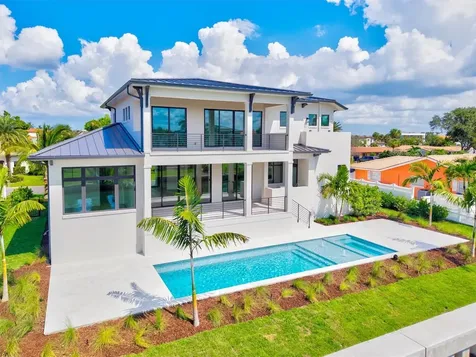 524 Halyard Lane Longboat Key FL 34228