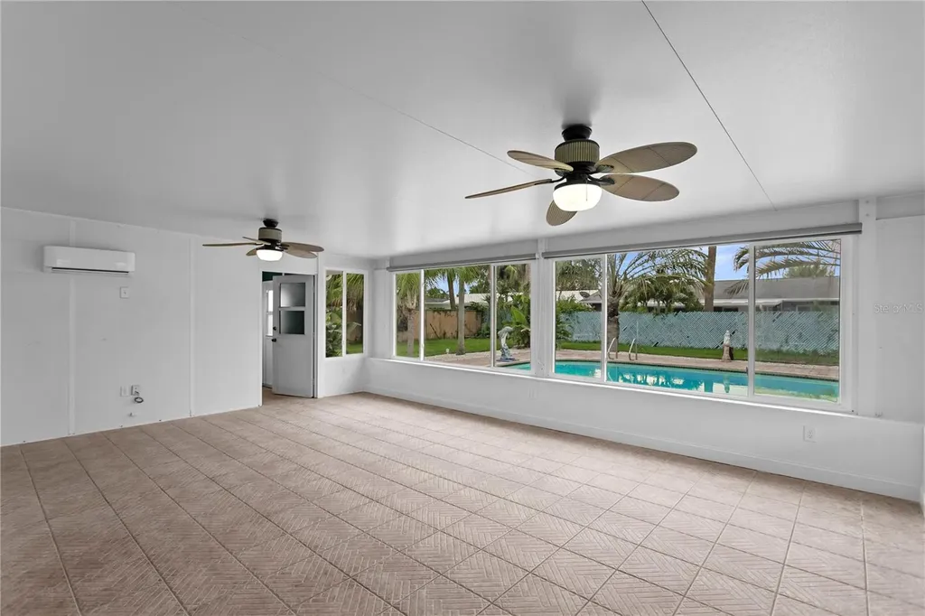 8412 Flagstone Drive Tampa FL 33615