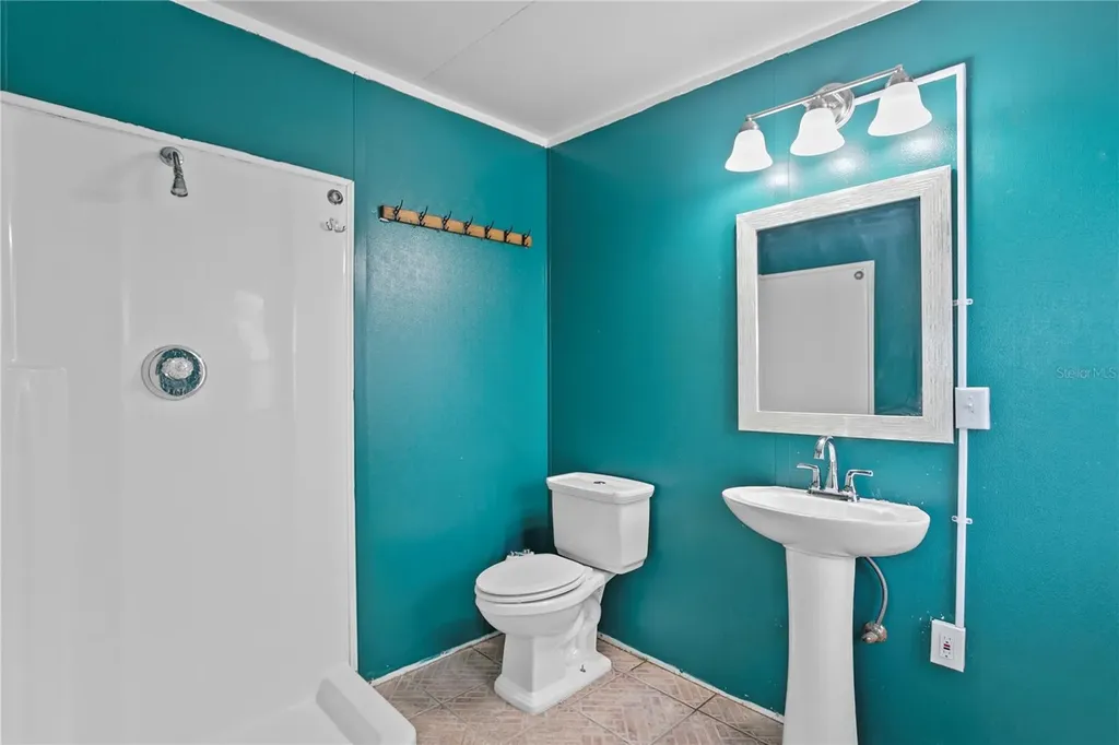 8412 Flagstone Drive Tampa FL 33615
