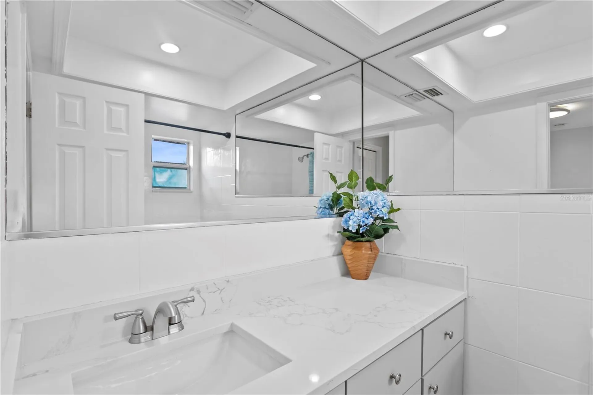 8412 Flagstone Drive Tampa FL 33615