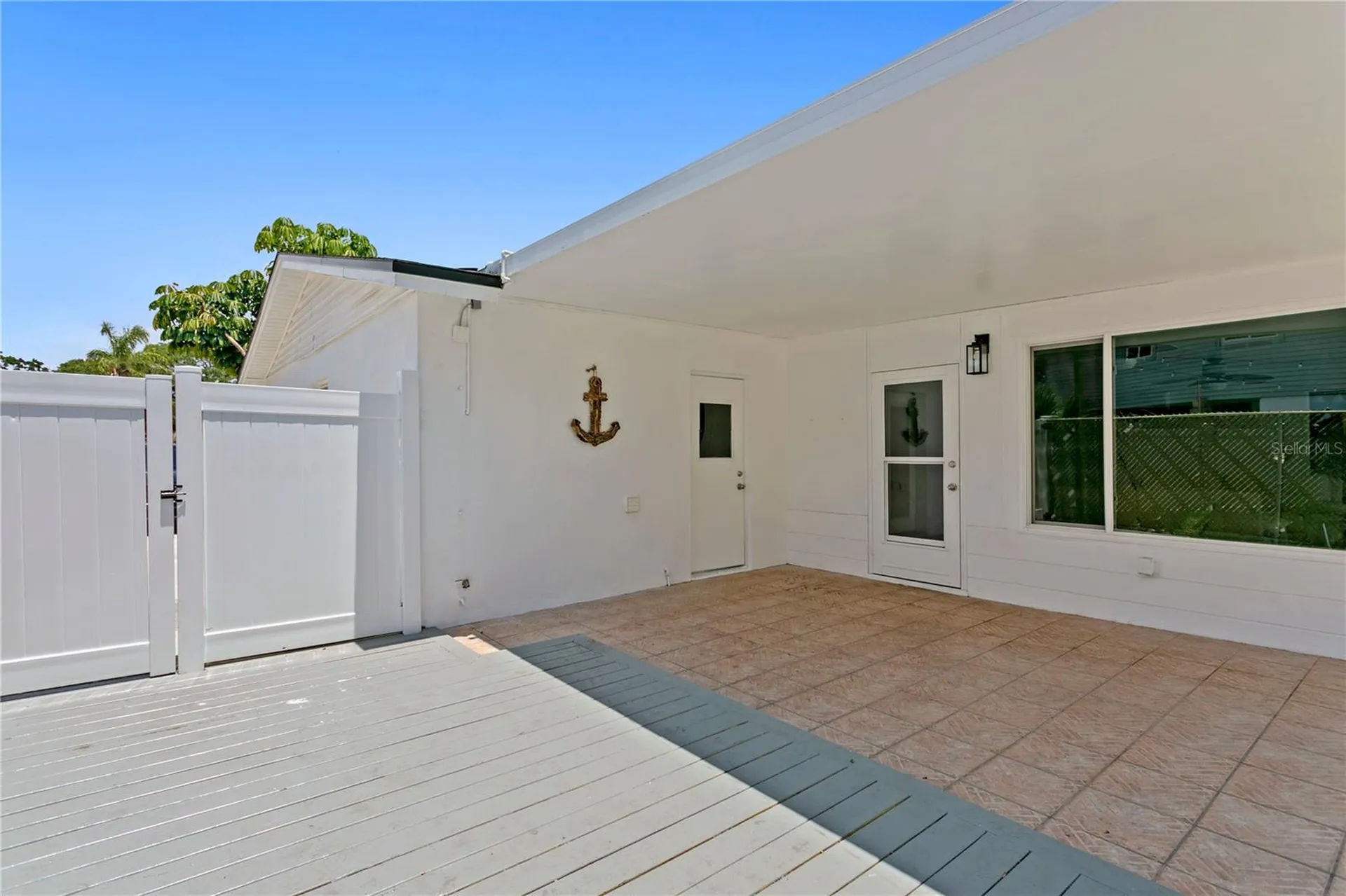 8412 Flagstone Drive Tampa FL 33615
