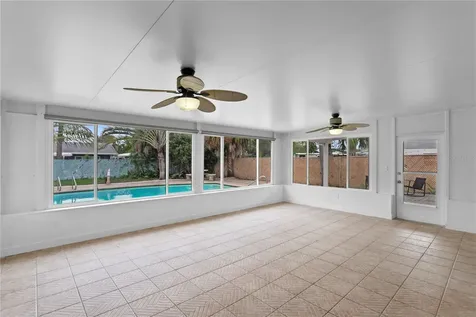 8412 Flagstone Drive Tampa FL 33615
