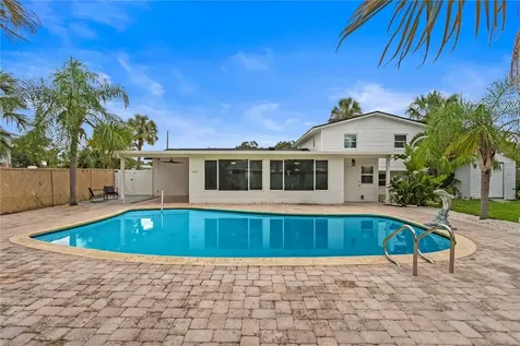 8412 Flagstone Drive Tampa FL 33615
