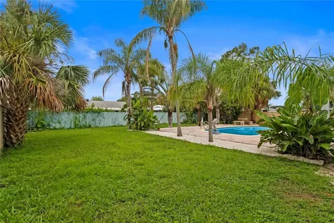 8412 Flagstone Drive Tampa FL 33615