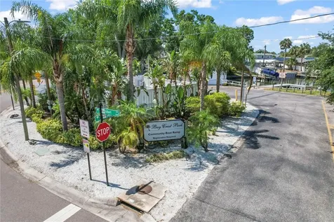 8412 Flagstone Drive Tampa FL 33615