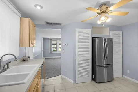 9 Seminole Drive Bradenton FL 34208