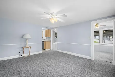 9 Seminole Drive Bradenton FL 34208