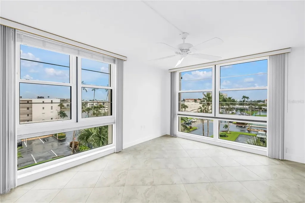 7700 Sun Island Drive S South Pasadena FL 33707