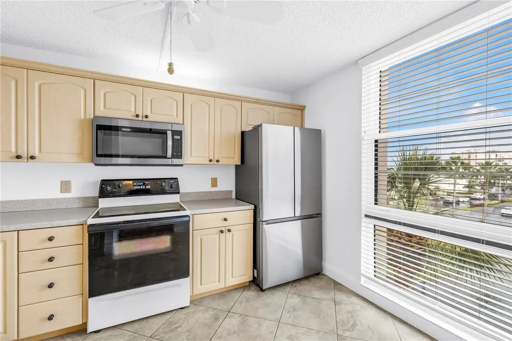 7700 Sun Island Drive S South Pasadena FL 33707