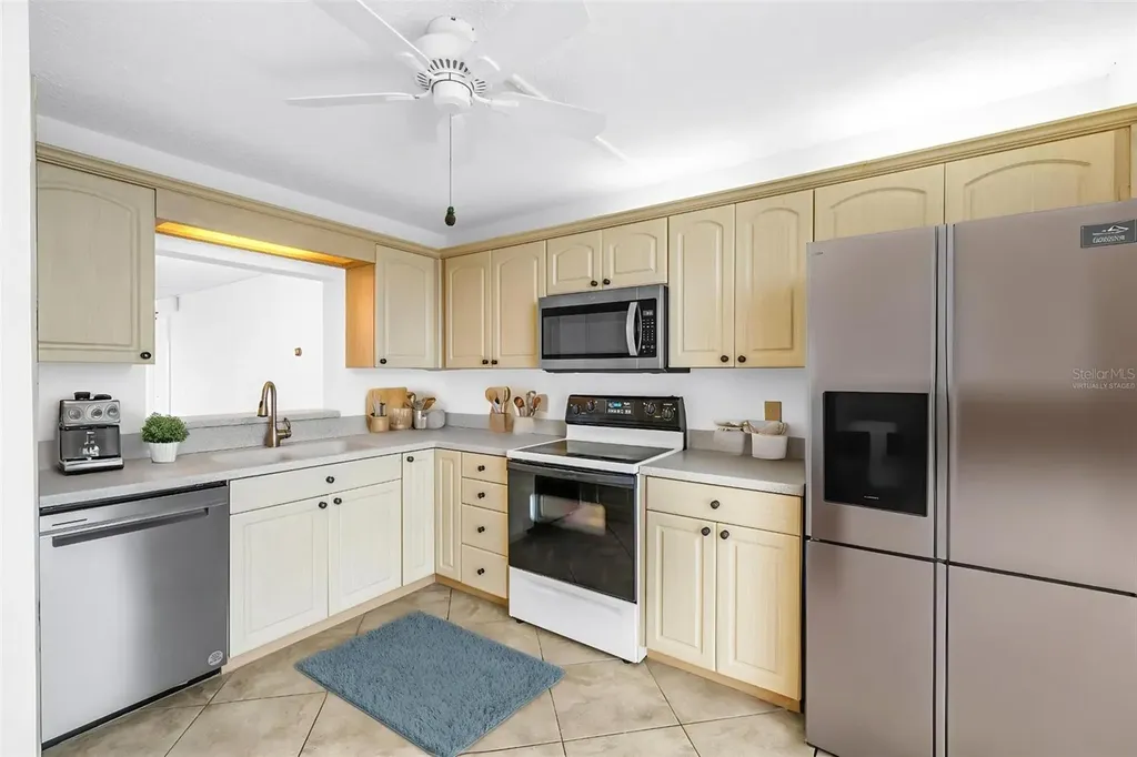 7700 Sun Island Drive S South Pasadena FL 33707