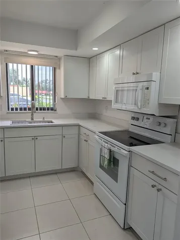 5716 12th Avenue W Bradenton FL 34209