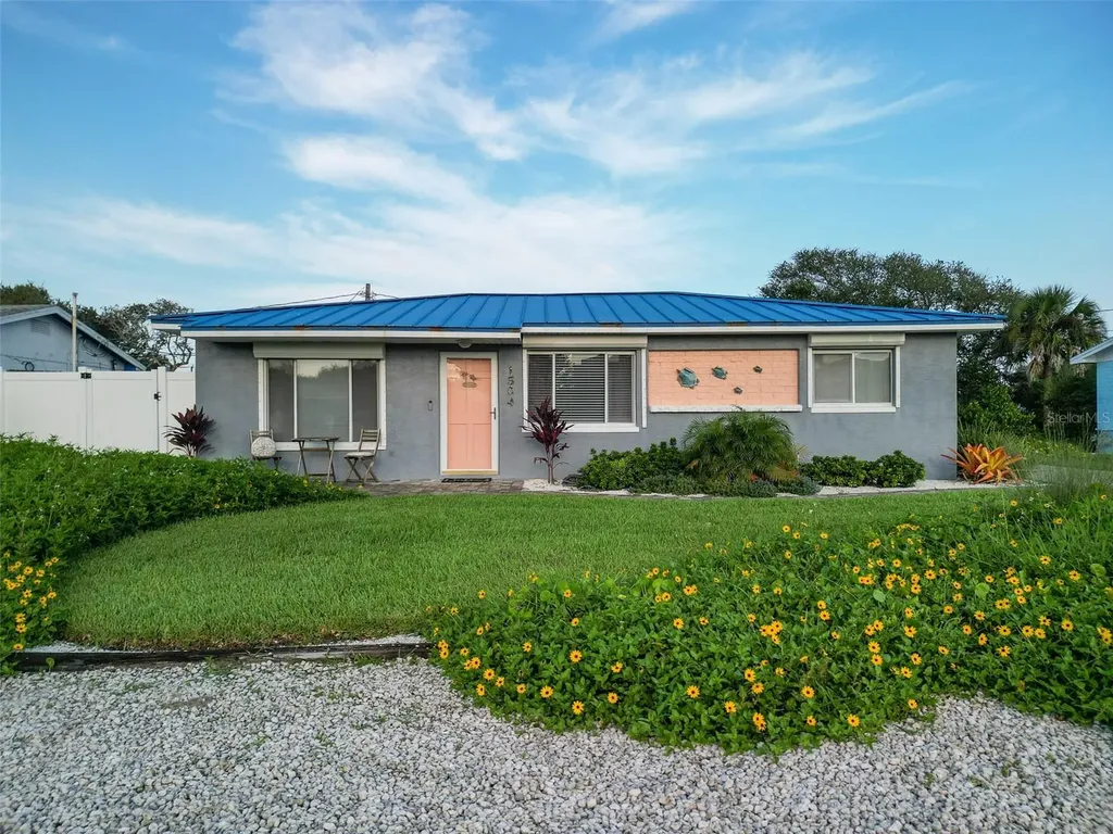 1504 Southard Avenue New Smyrna Beach FL 32169