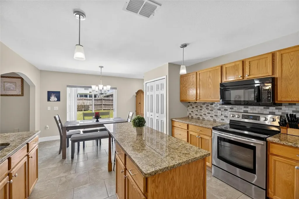 6510 Tabogi Trail Wesley Chapel FL 33545