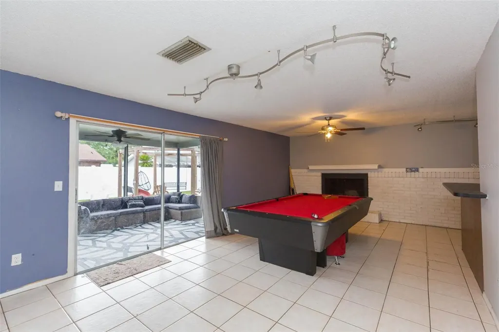 1610 Burning Tree Lane Brandon FL 33510