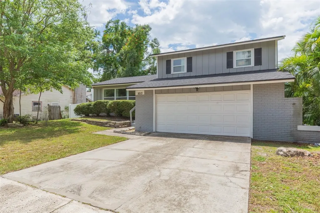 1610 Burning Tree Lane Brandon FL 33510