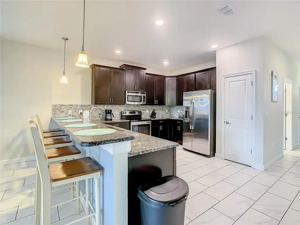 1305 Divot Way Davenport FL 33896