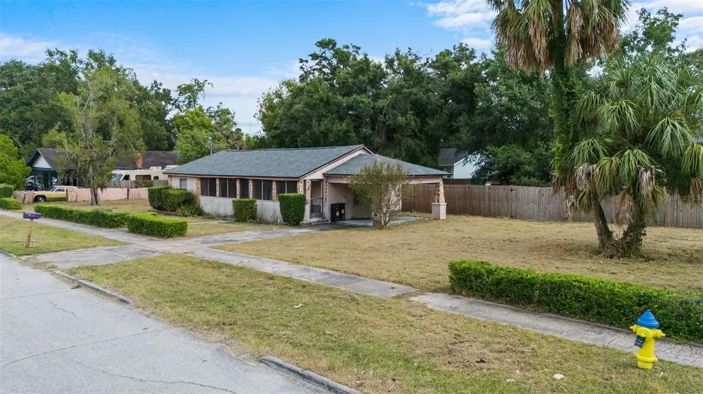 3415 Deleuil Avenue Tampa FL 33610