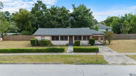 3415 Deleuil Avenue Tampa FL 33610