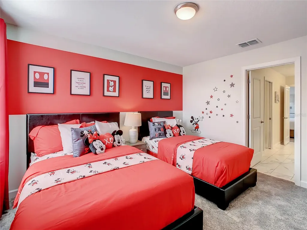 8814 Interlocking Court Davenport FL 33896