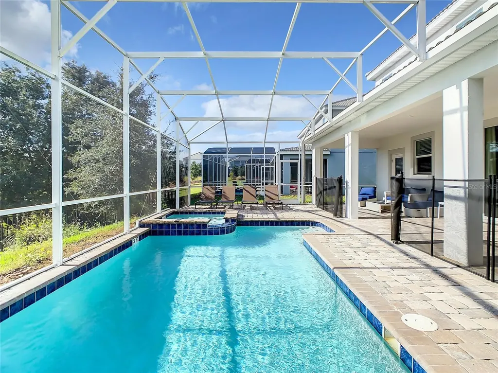 8814 Interlocking Court Davenport FL 33896