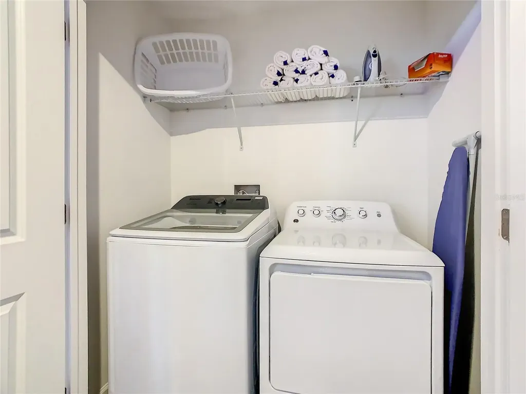 8814 Interlocking Court Davenport FL 33896