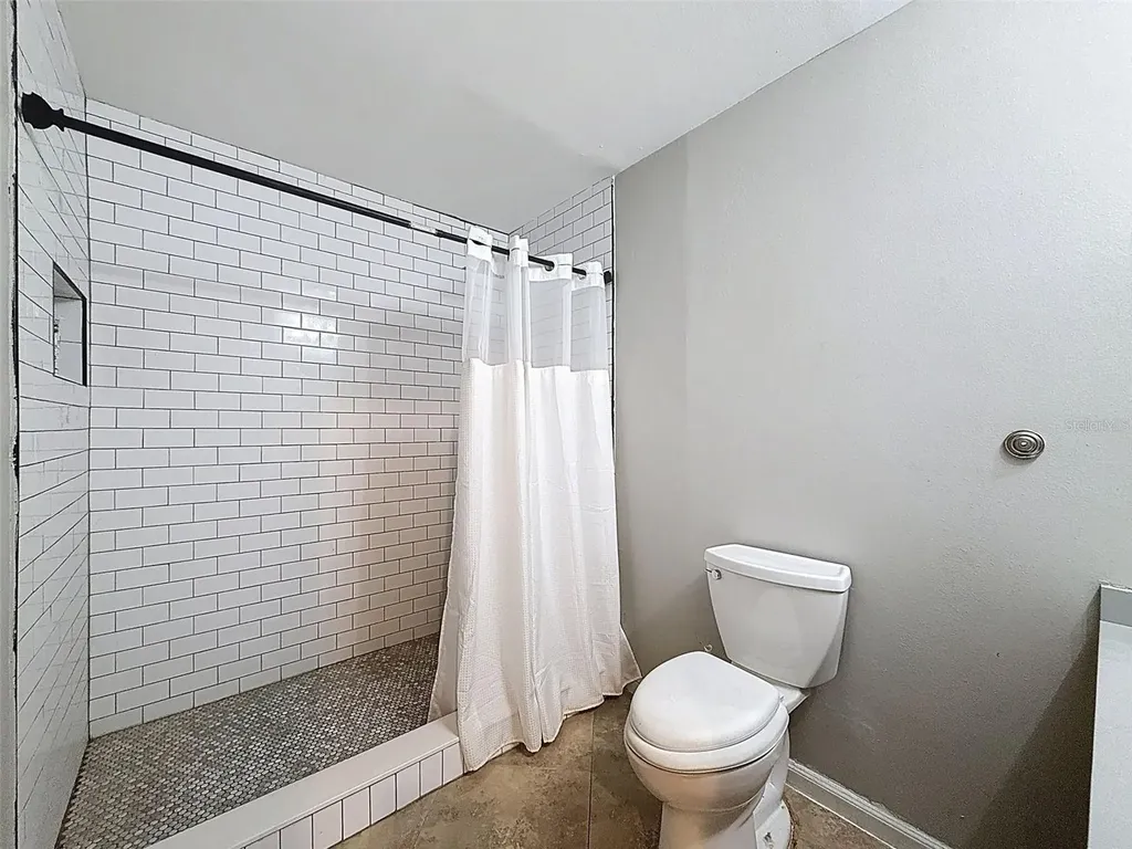 15438/15440 Azra Drive Odessa FL 33556