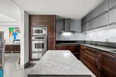 550 Avenida Constitucion San Juan PR 00901