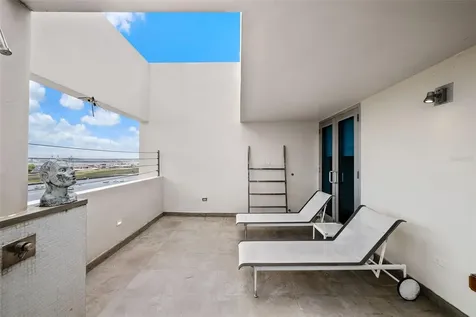 550 Avenida Constitucion San Juan PR 00901
