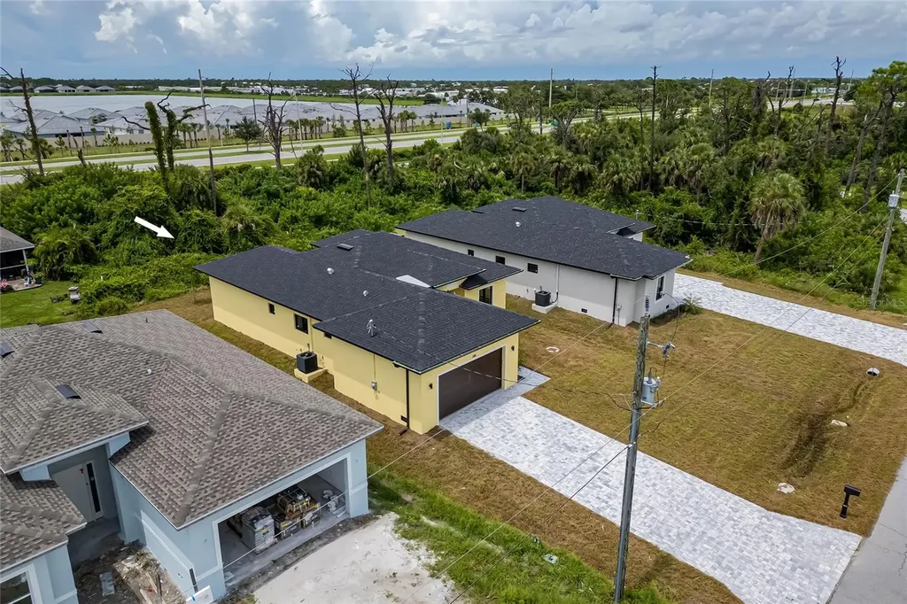 185 Sesame Road E Rotonda West FL 33947