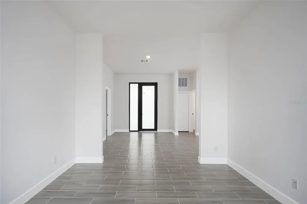 185 Sesame Road E Rotonda West FL 33947