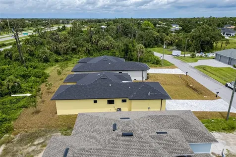 185 Sesame Road E Rotonda West FL 33947
