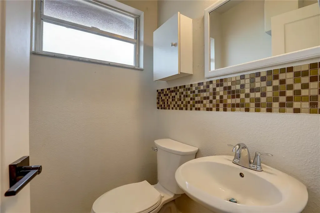330 83rd Avenue NE St Petersburg FL 33702