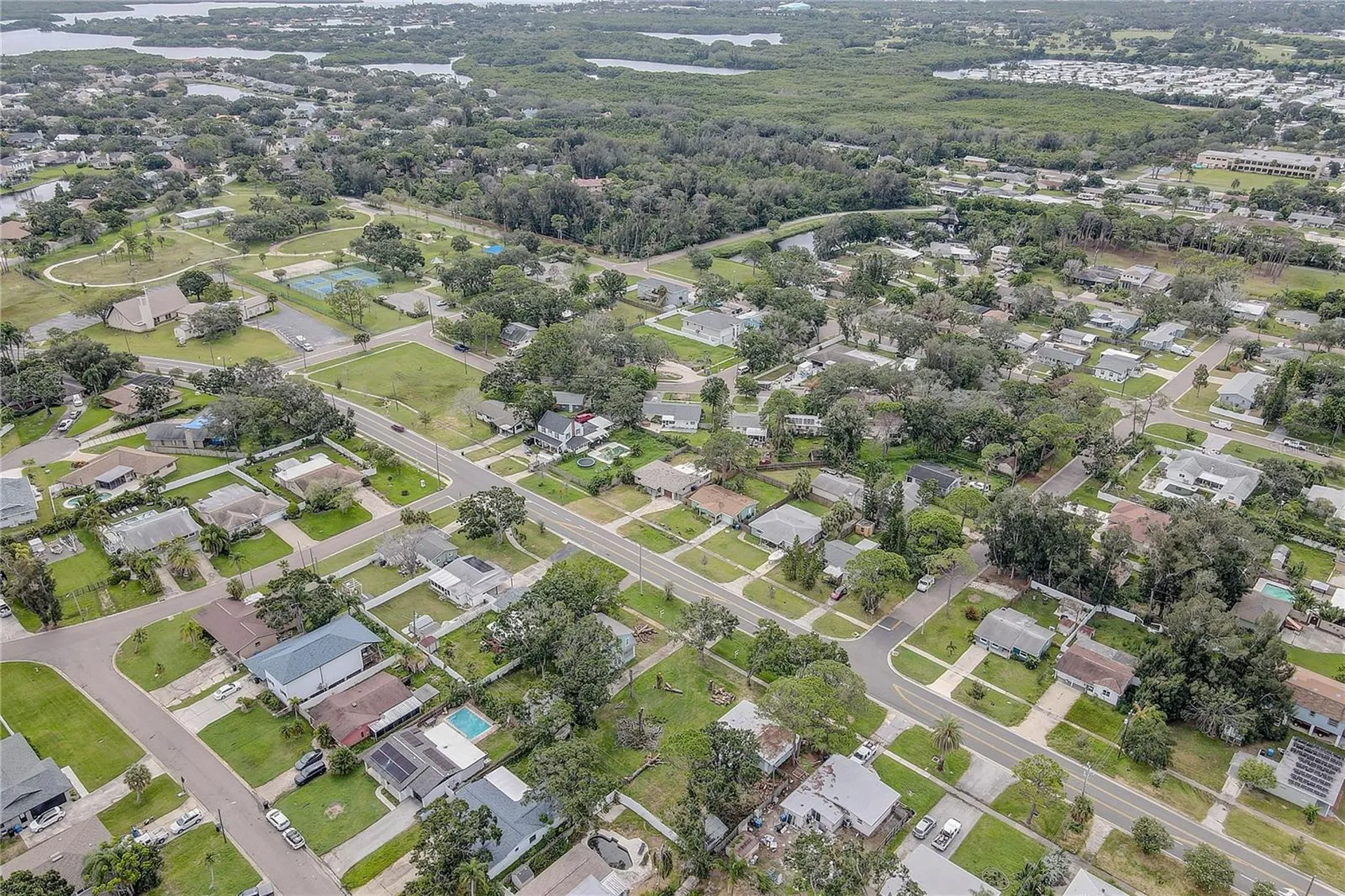 330 83rd Avenue NE St Petersburg FL 33702
