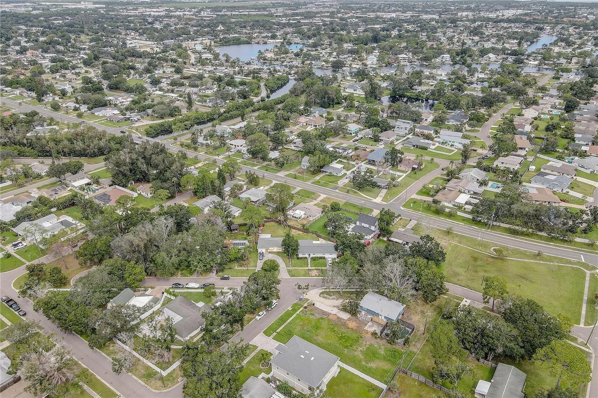 330 83rd Avenue NE St Petersburg FL 33702
