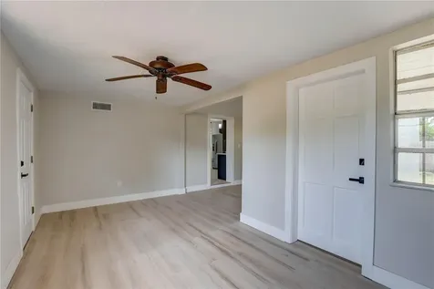 330 83rd Avenue NE St Petersburg FL 33702