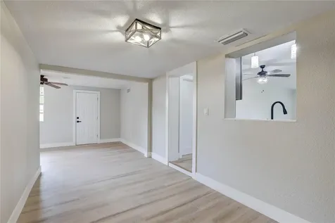 330 83rd Avenue NE St Petersburg FL 33702
