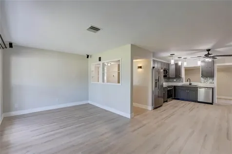 330 83rd Avenue NE St Petersburg FL 33702