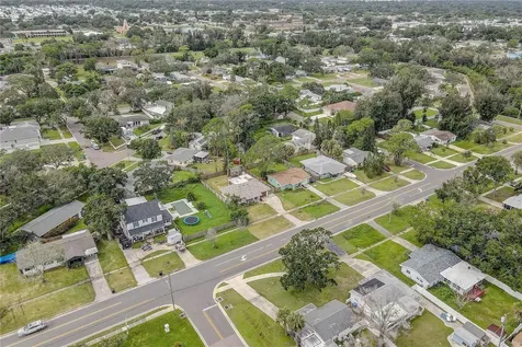 330 83rd Avenue NE St Petersburg FL 33702
