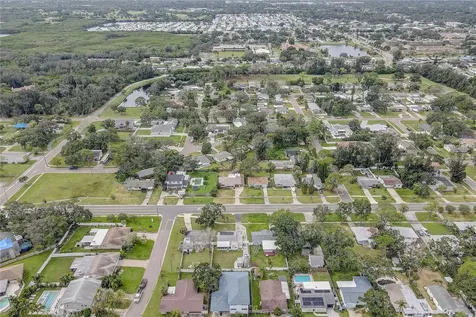 330 83rd Avenue NE St Petersburg FL 33702