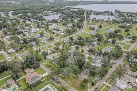 330 83rd Avenue NE St Petersburg FL 33702