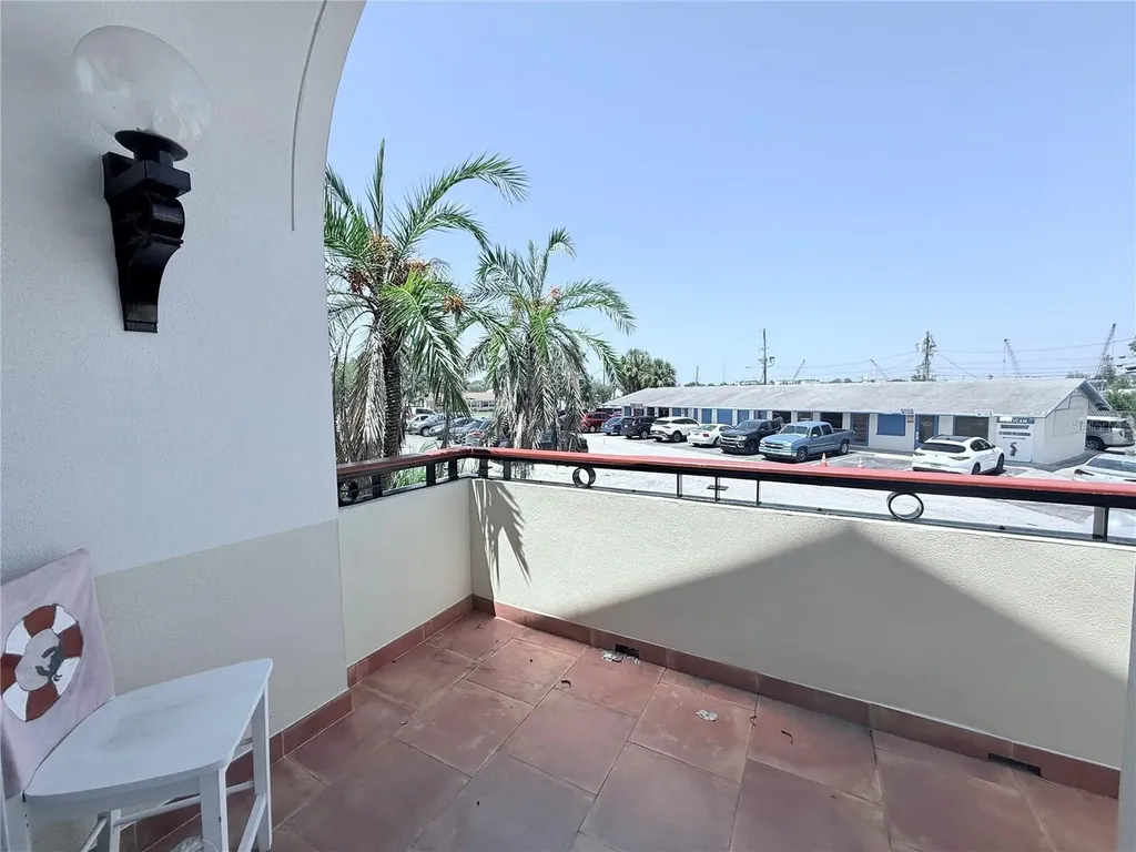 735 Dodecanese Boulevard Tarpon Springs FL 34689