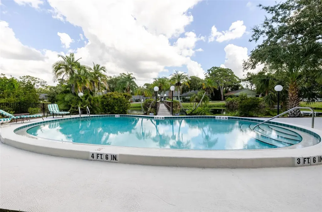 5021 Barrington Circle Sarasota FL 34234